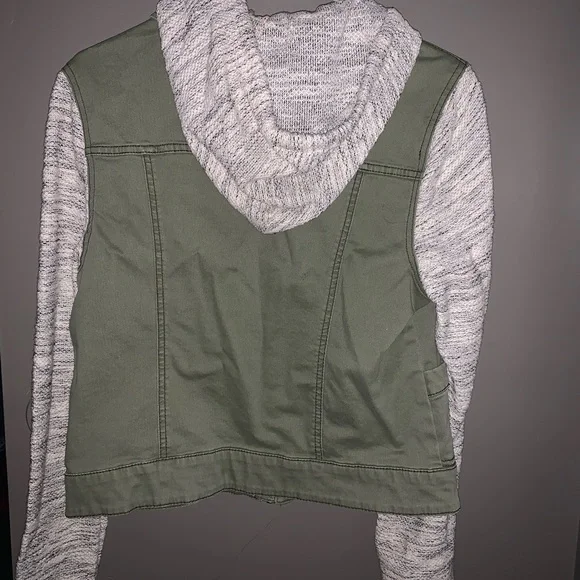 Jacket - Picture 2 of 3